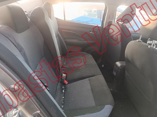 NISSAN VERSA 2024, foto 13 de 19