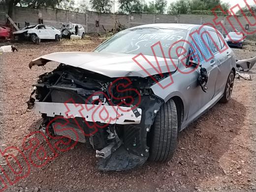 BMW 118IA 2025, foto 1 de 19
