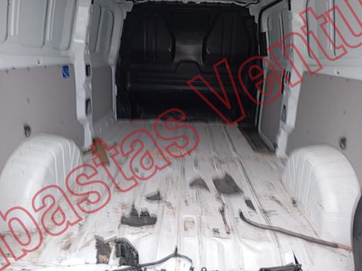 VOLKSWAGEN TRANSPORTER 2025, foto 15 de 19