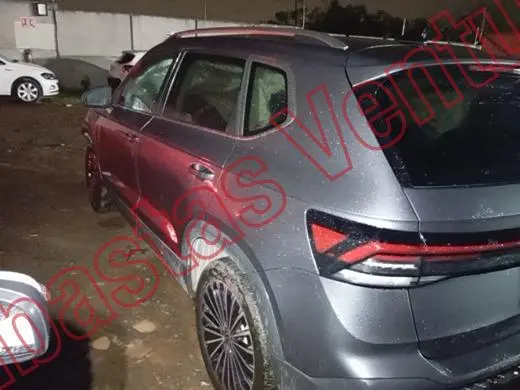 VOLKSWAGEN TAOS 2025, foto 1 de 19