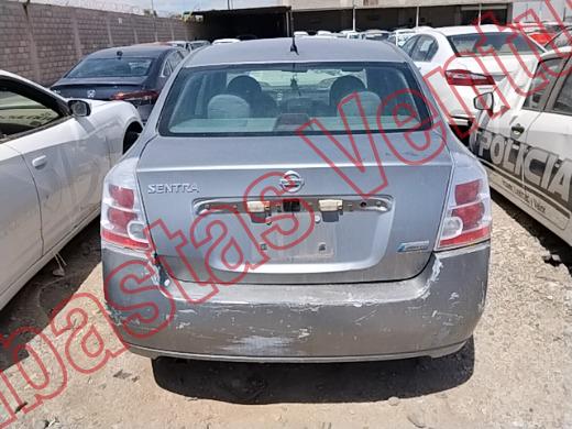 NISSAN SENTRA 2011, foto 6 de 19