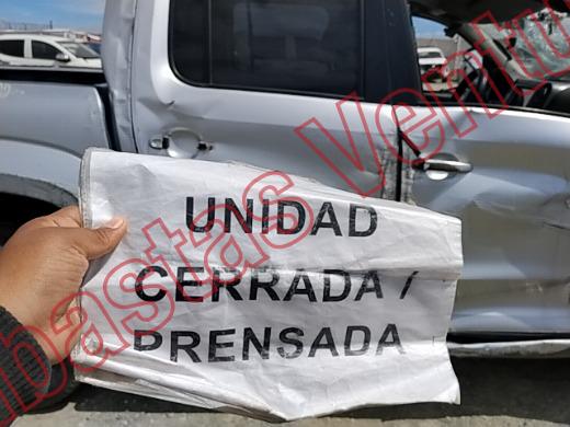 VOLKSWAGEN AMAROK 2016, foto 13 de 19