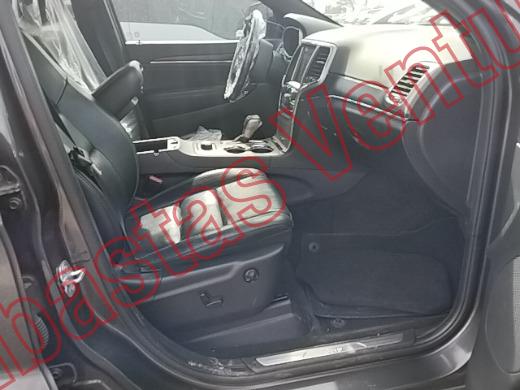 JEEP GRAND CHEROKEE 2016, foto 12 de 19