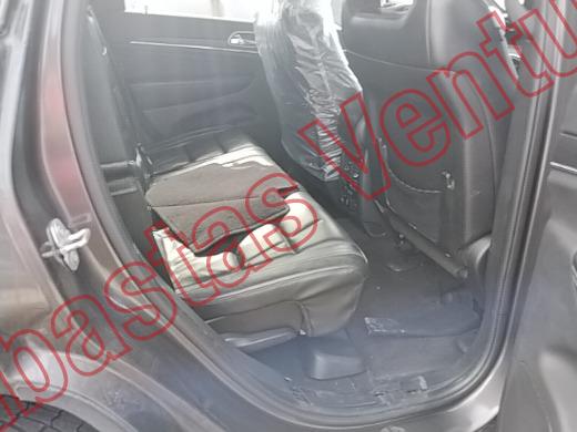 JEEP GRAND CHEROKEE 2016, foto 13 de 19