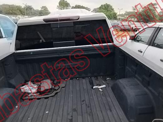 GMC SIERRA 2021, foto 15 de 19