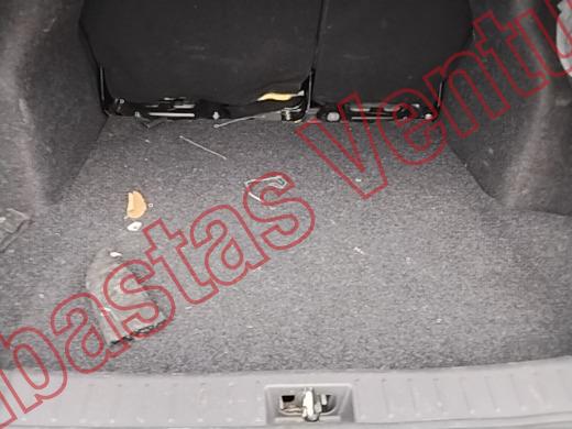 NISSAN VERSA 2025, foto 15 de 19