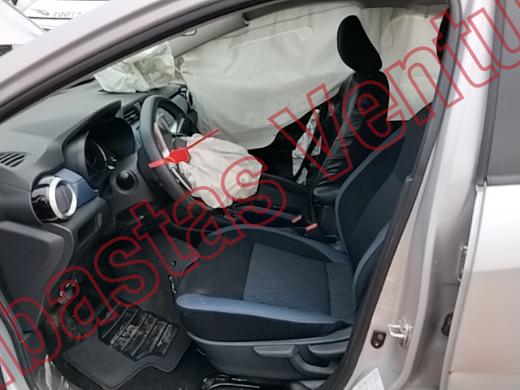 NISSAN VERSA 2025, foto 17 de 19
