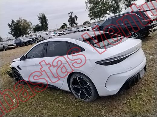 BYD SEAL 2025, foto 8 de 19