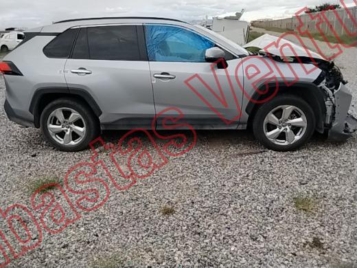 TOYOTA RAV4 2021, foto 4 de 19