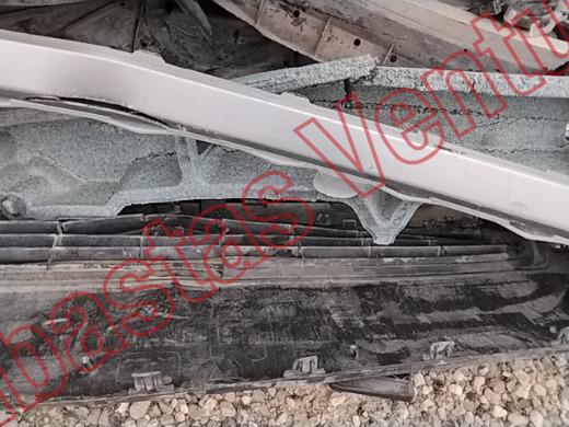 TOYOTA RAV4 2021, foto 18 de 19