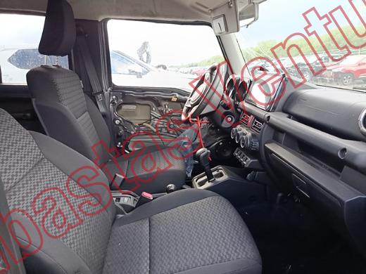 SUZUKI JIMNY 2025, foto 12 de 19