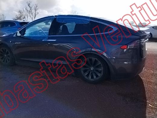 TESLA X 2019, foto 8 de 19
