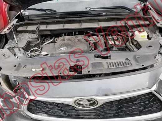 TOYOTA HIGHLANDER 2022, foto 10 de 19