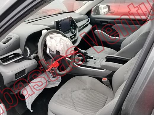 TOYOTA HIGHLANDER 2022, foto 17 de 19