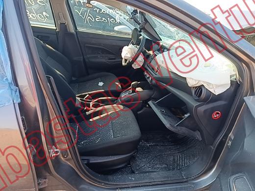 NISSAN VERSA 2024, foto 12 de 19