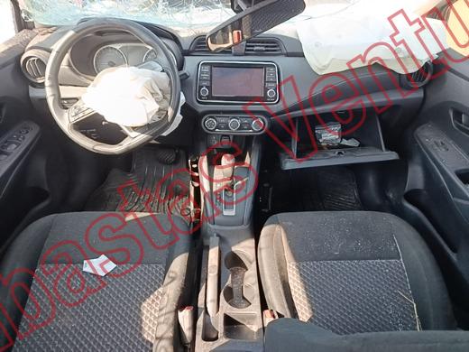 NISSAN VERSA 2024, foto 14 de 19