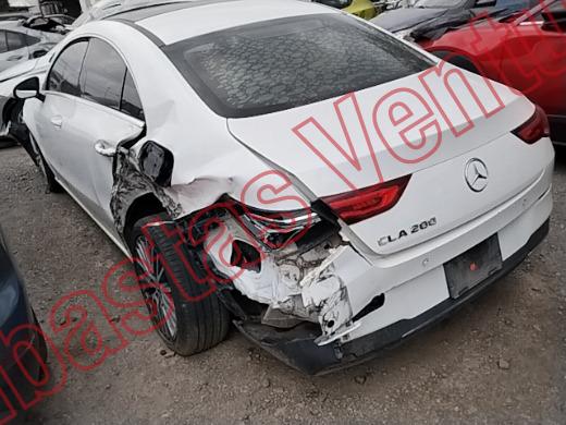MERCEDES BENZ CLASE CLA 200 2021, foto 7 de 19