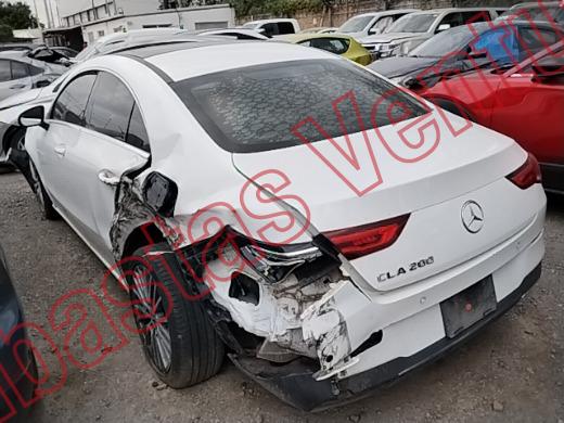 MERCEDES BENZ CLASE CLA 200 2021, foto 8 de 19