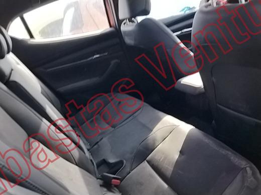 MAZDA MAZDA 3 2024, foto 13 de 19
