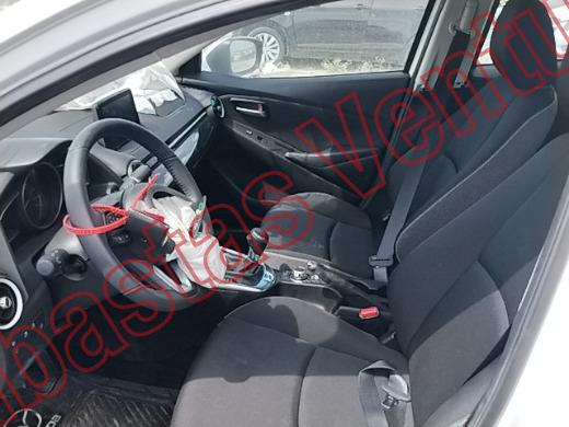 MAZDA MAZDA 2 2026, foto 17 de 19
