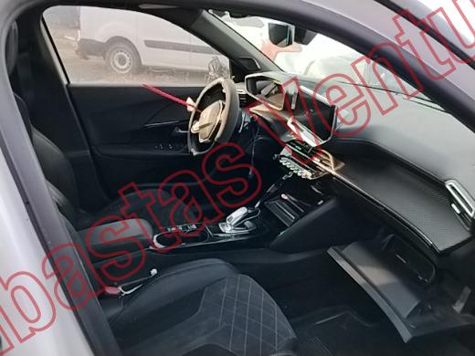 PEUGEOT 2008 2022, foto 12 de 19