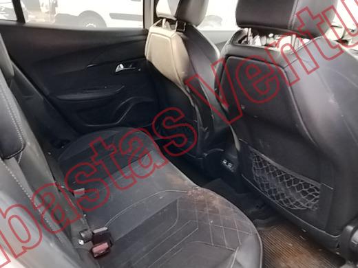 PEUGEOT 2008 2022, foto 13 de 19