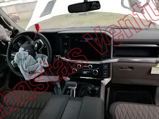 FORD LOBO 2025, foto 14 de 19