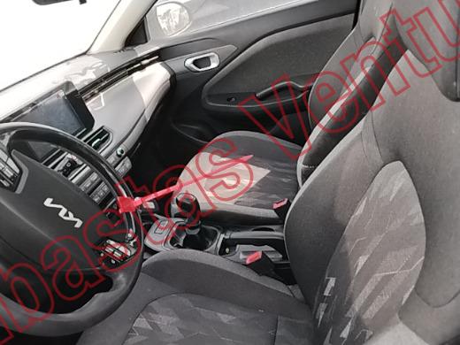 KIA K3 2025, foto 17 de 19