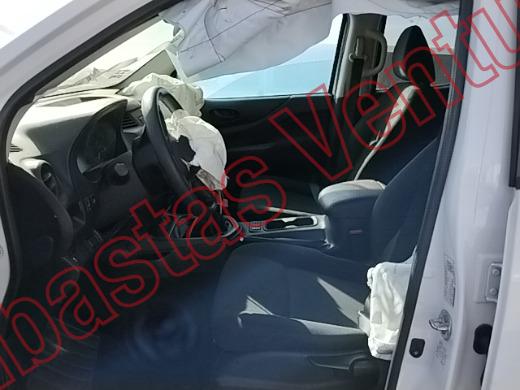 NISSAN FRONTIER 2024, foto 17 de 19