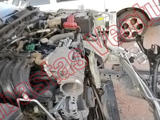 NISSAN FRONTIER 2025, foto 11 de 19