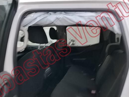 NISSAN FRONTIER 2025, foto 16 de 19