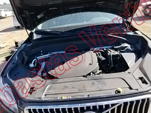VOLVO XC90 2022, foto 10 de 19