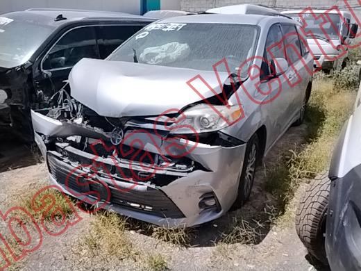 TOYOTA SIENNA 2019, foto 1 de 19