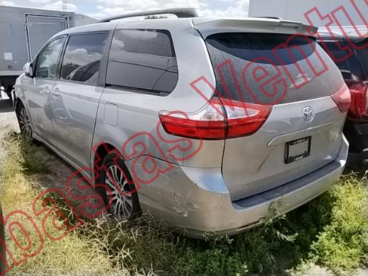 TOYOTA SIENNA 2019, foto 8 de 19