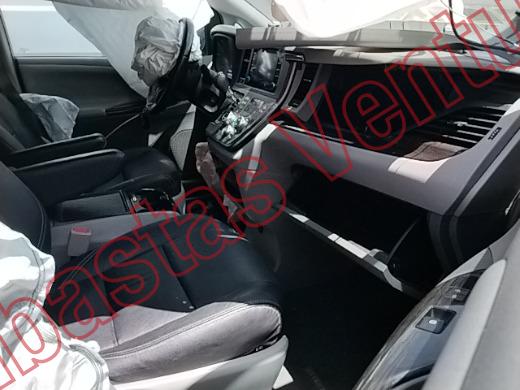 TOYOTA SIENNA 2019, foto 12 de 19