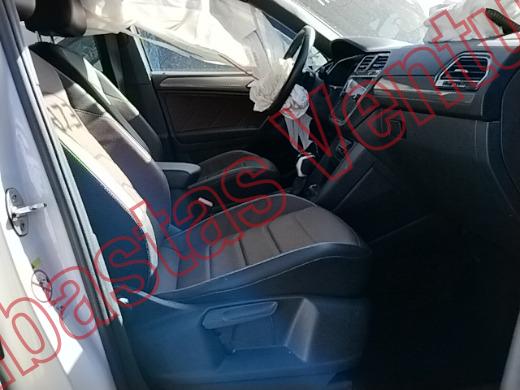 VOLKSWAGEN TIGUAN 2024, foto 12 de 19