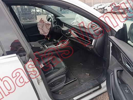 AUDI Q8 2019, foto 12 de 19