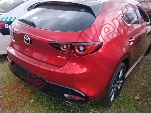 MAZDA M3H 2024, foto 5 de 19