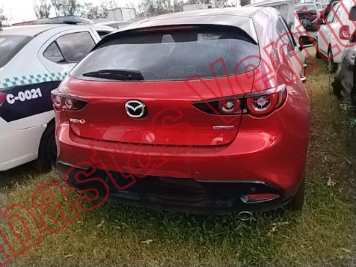 MAZDA M3H 2024, foto 6 de 19