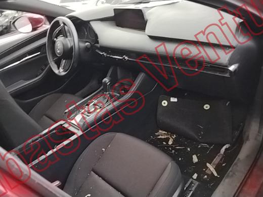 MAZDA M3H 2024, foto 12 de 19