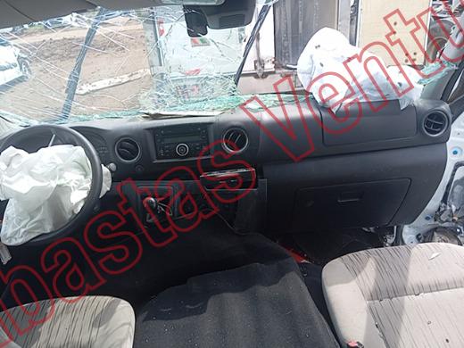 NISSAN URVAN 2024, foto 14 de 19
