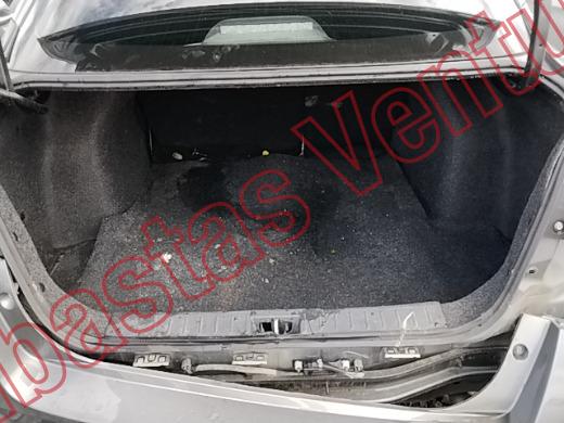 NISSAN VERSA 2025, foto 15 de 19