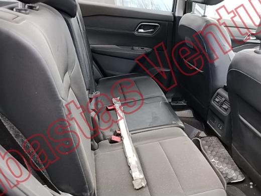NISSAN X-TRAIL 2024, foto 13 de 19
