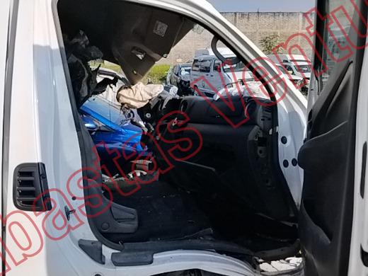 NISSAN URVAN 2024, foto 12 de 19