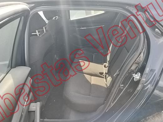 MAZDA 3 SPORT 2023, foto 16 de 19