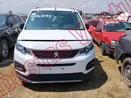 PEUGEOT RIFTER 2024, foto 2 de 19
