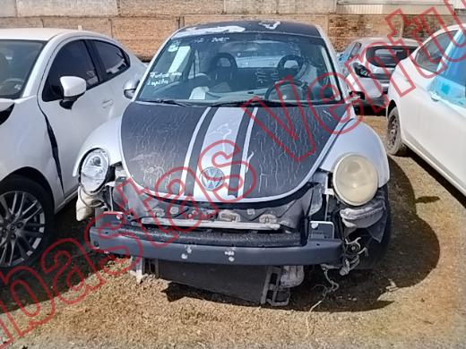 VOLKSWAGEN BEETLE 2002, foto 2 de 19