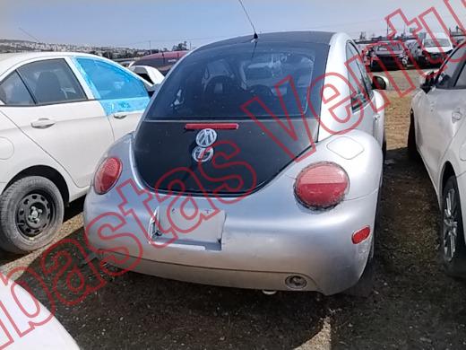VOLKSWAGEN BEETLE 2002, foto 6 de 19