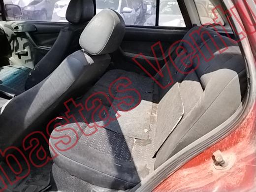 VOLKSWAGEN POINTER 2004, foto 16 de 19