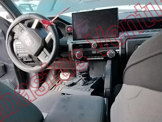 TOYOTA TACOMA 2024, foto 14 de 19